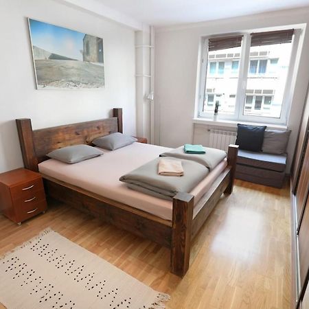 Cosy And Bright- Golden Apartments- Old Town Варшава Екстериор снимка